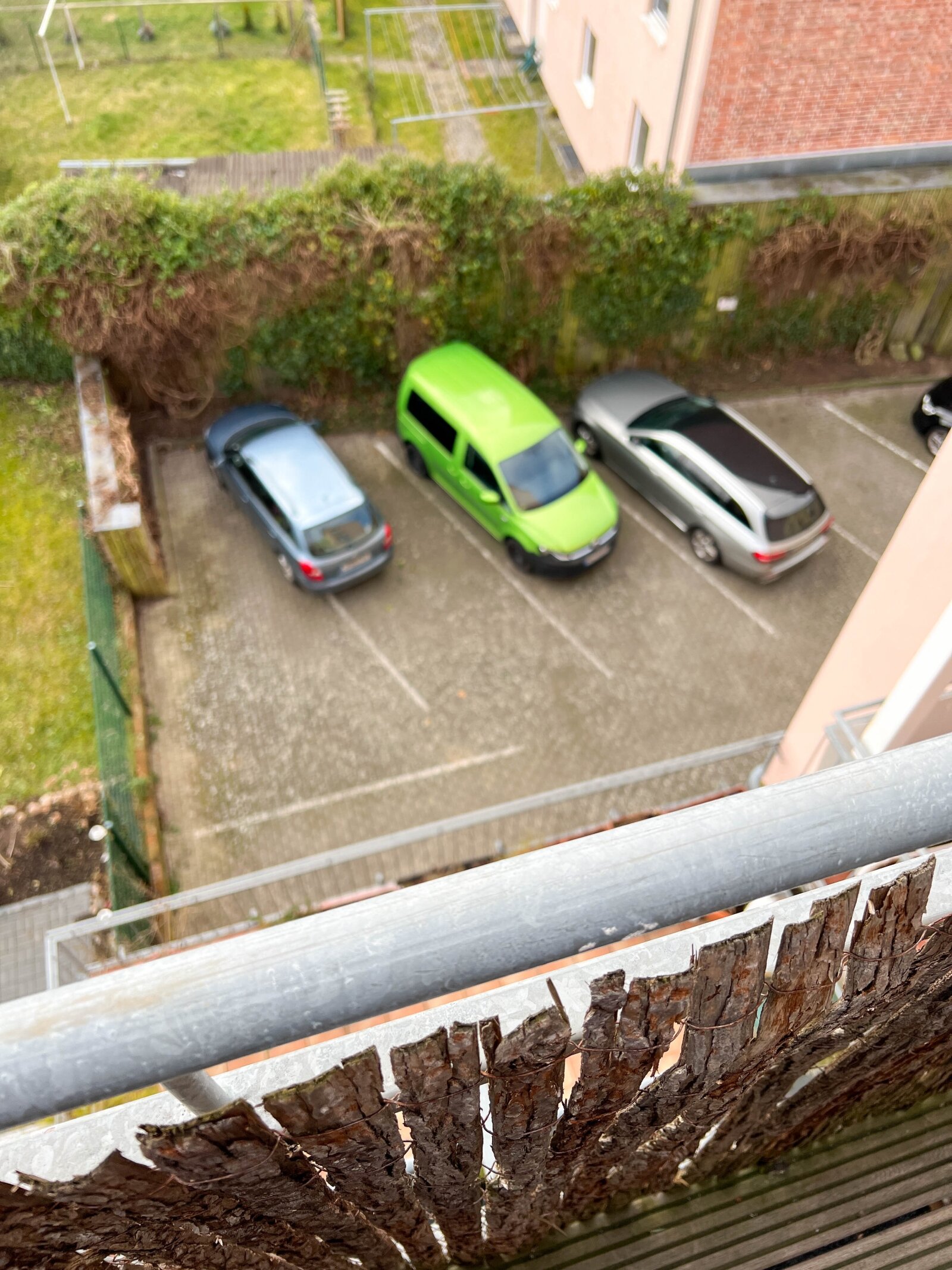 Provisionsfrei - Eigentumswohnung mit Balkon und Stellplatz in SN 