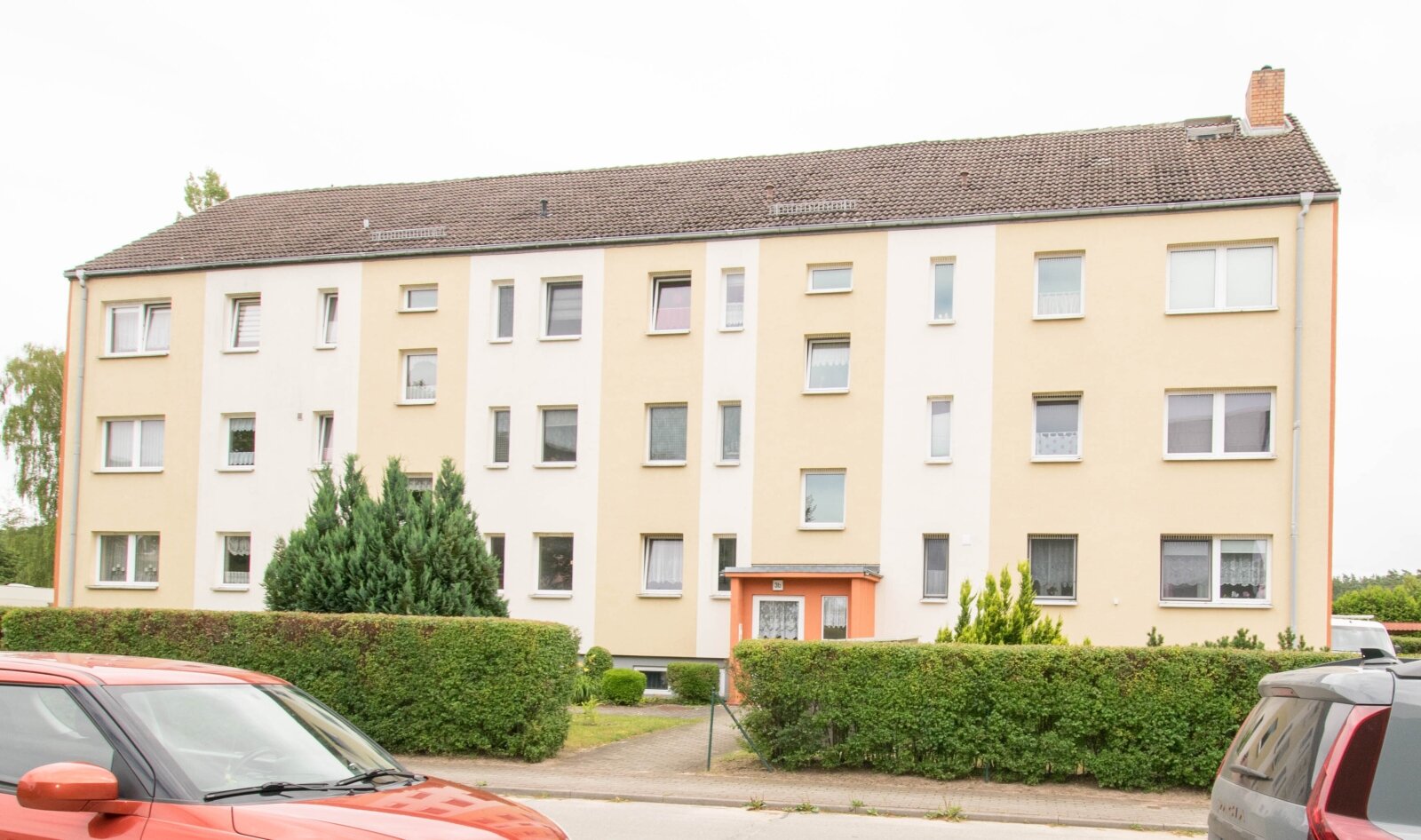 Provisionsfrei - 2 Wohnungen für einen Preis