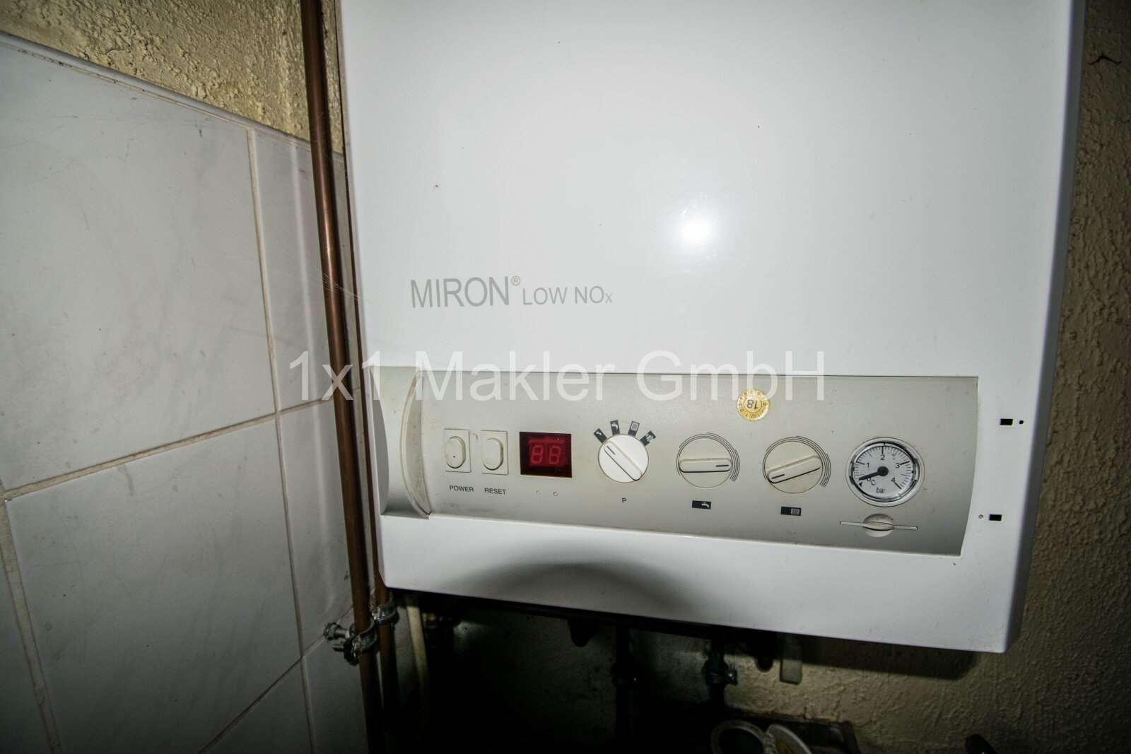 Doppelhaushälfte mit 1.268 m² Grundstück