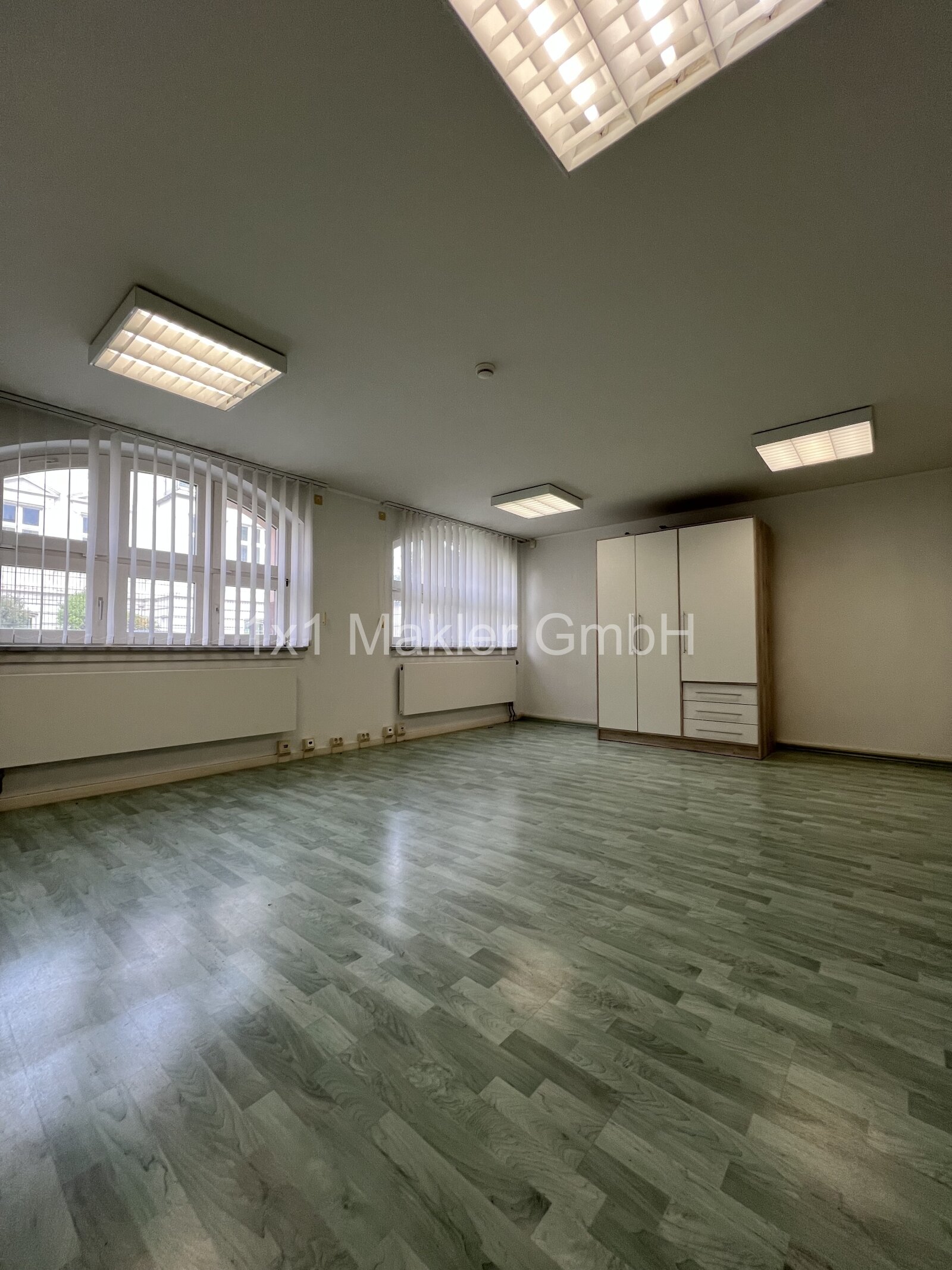 Moderne Büro-/Praxisfläche in Toplage HRO Zentrum