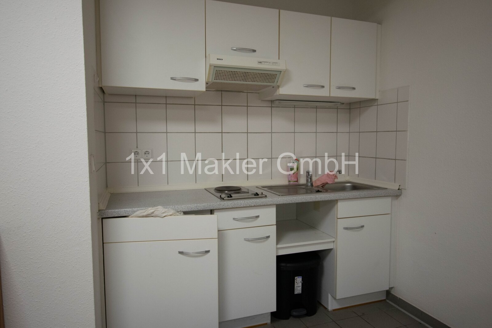 Gemütliche 1-Raum-Wohnung mit Terrasse in Schwerin