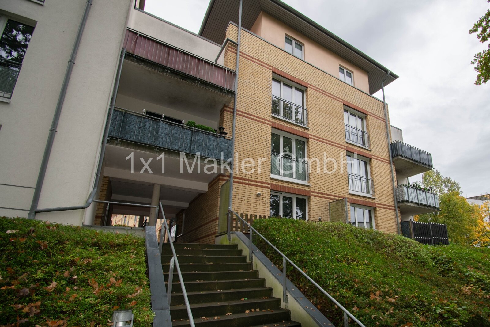 Gemütliche 1-Raum-Wohnung mit Terrasse in Schwerin