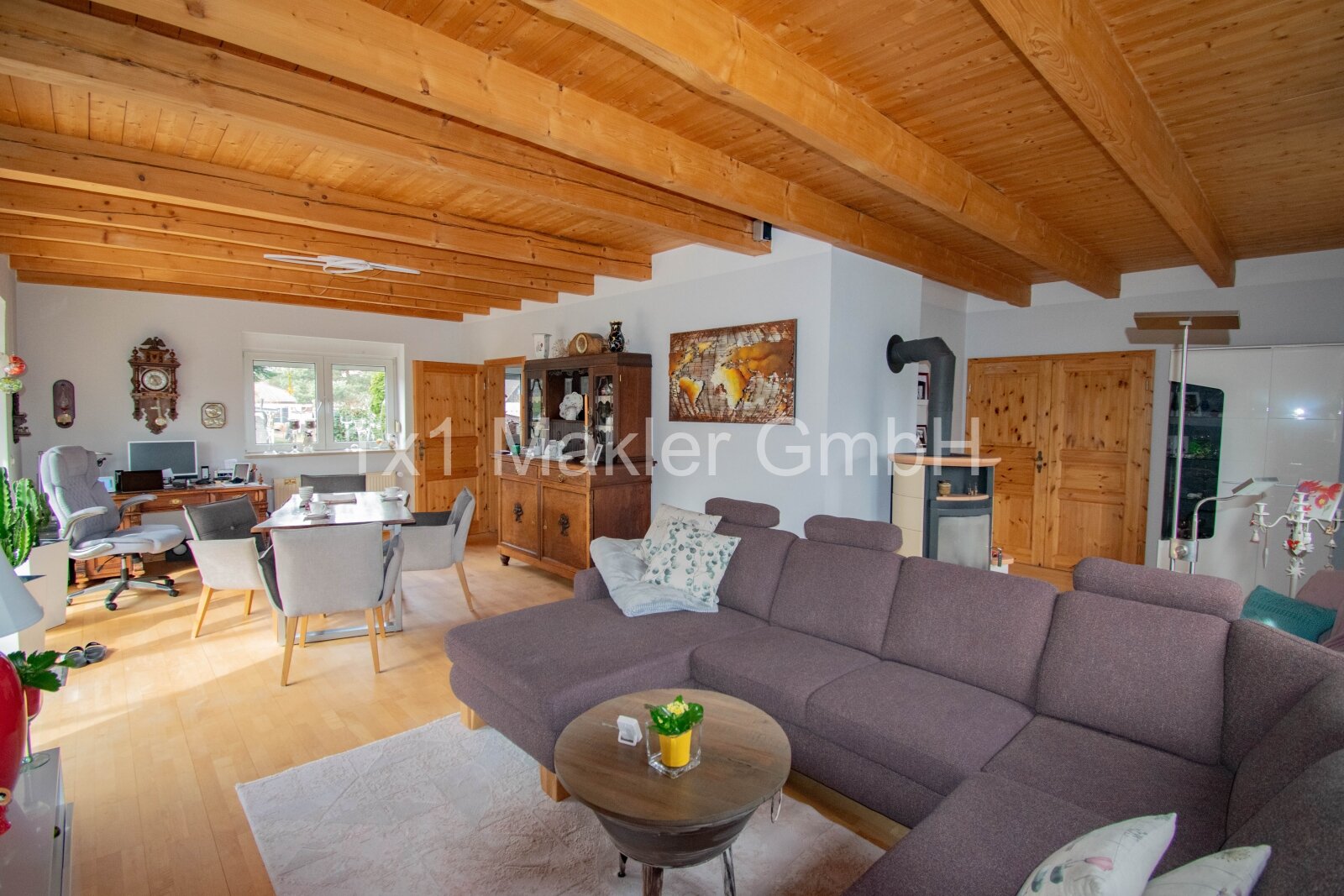 Einfamilienhaus in idyllischer Lage mit Tiefgarage