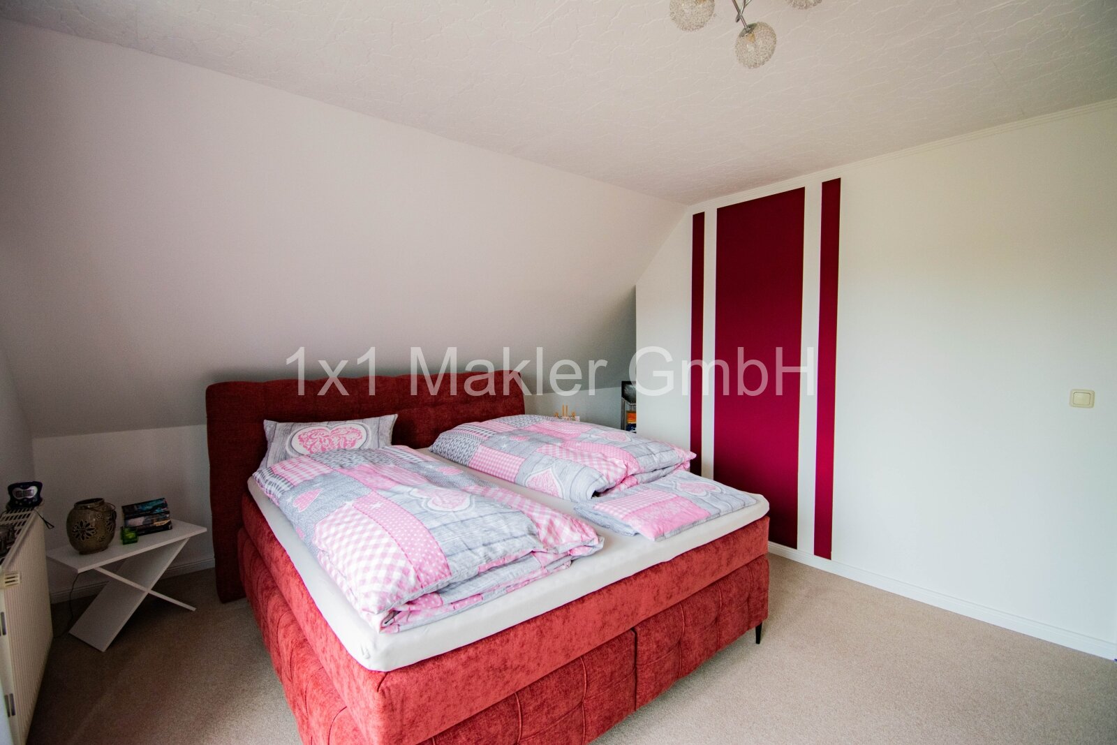 Einfamilienhaus in idyllischer Lage mit Tiefgarage