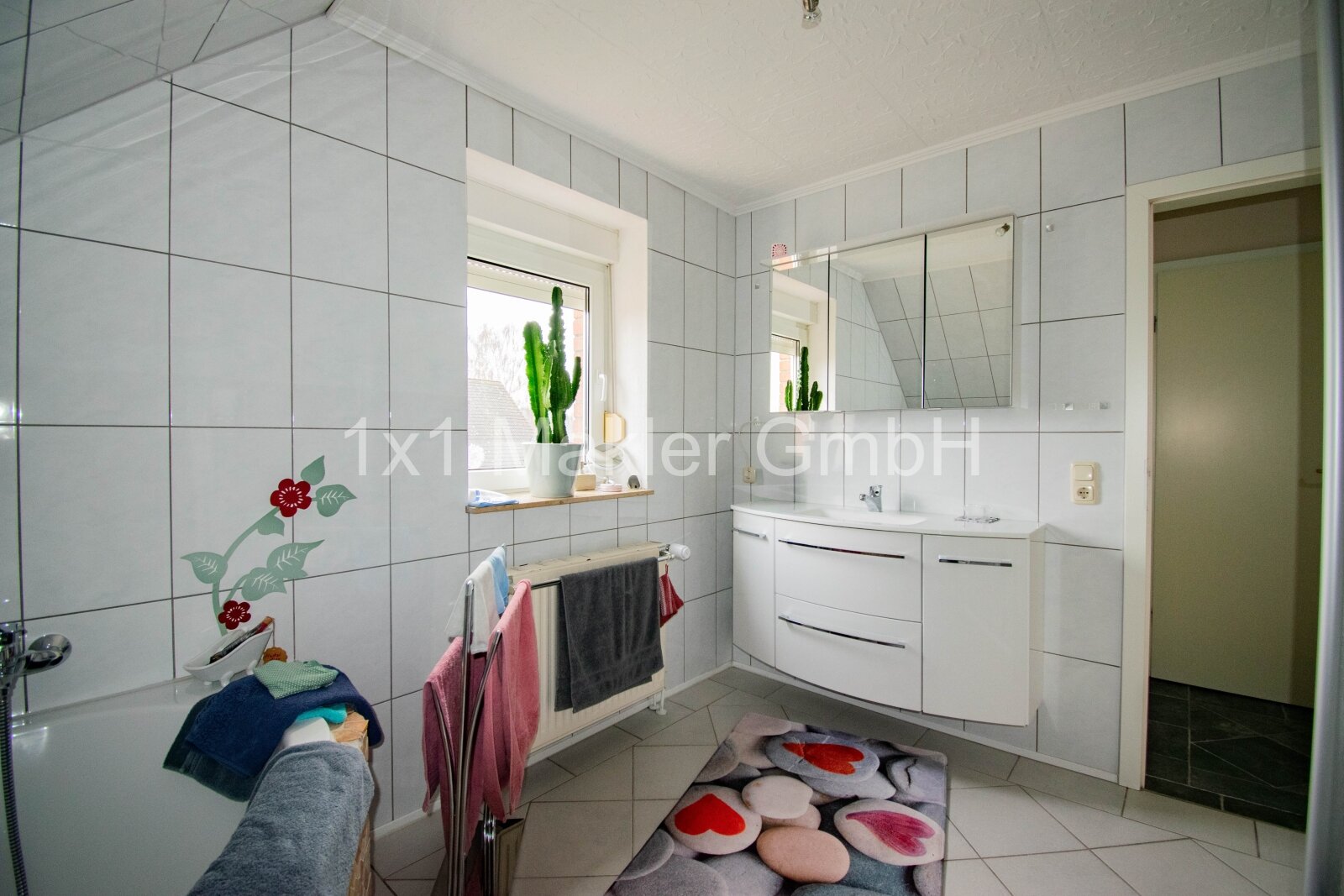 Einfamilienhaus in idyllischer Lage mit Tiefgarage