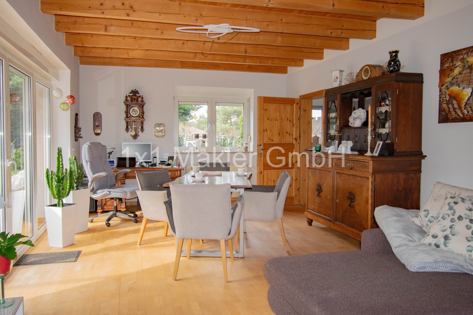 Einfamilienhaus in idyllischer Lage mit Tiefgarage