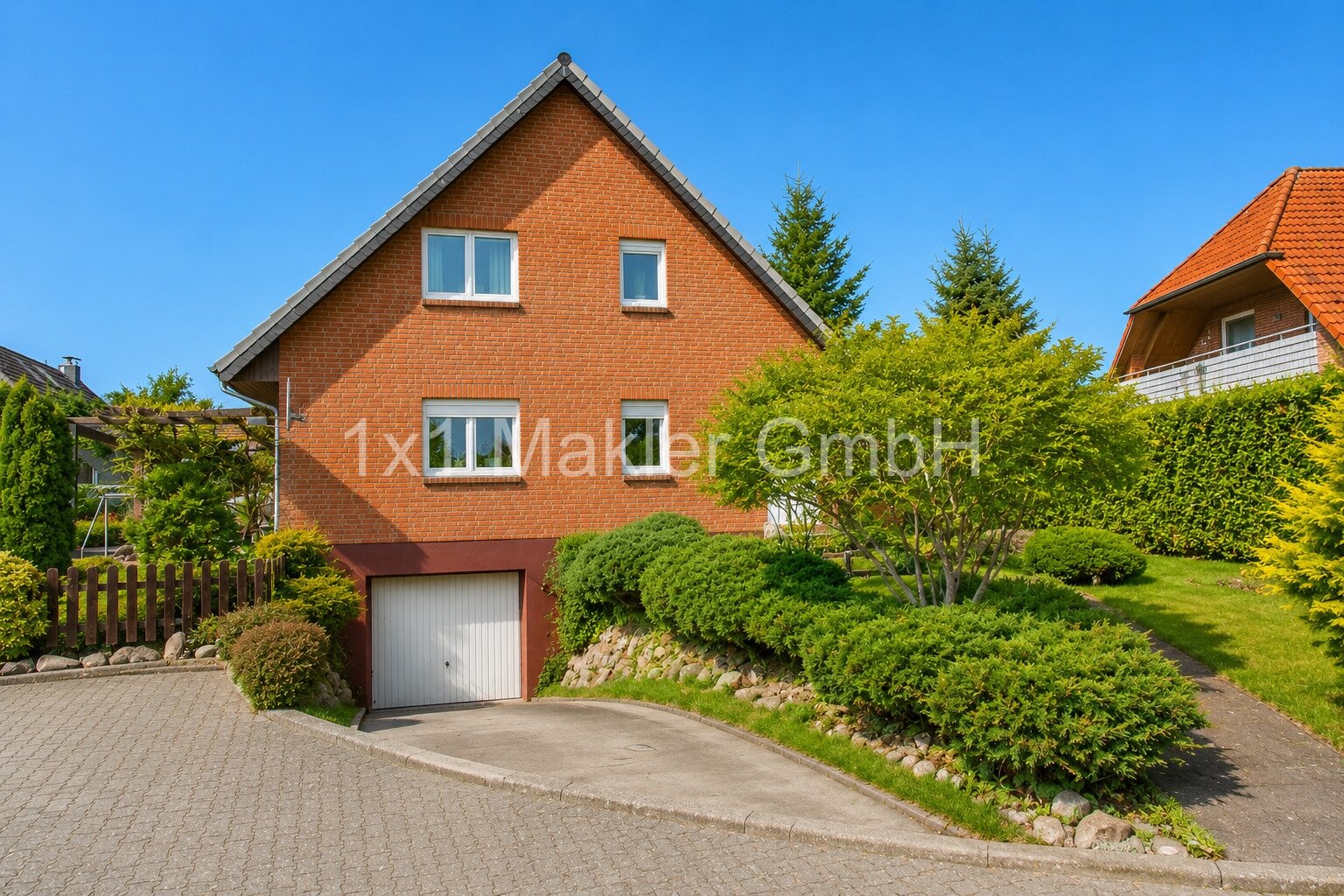 Einfamilienhaus in grüner Oase