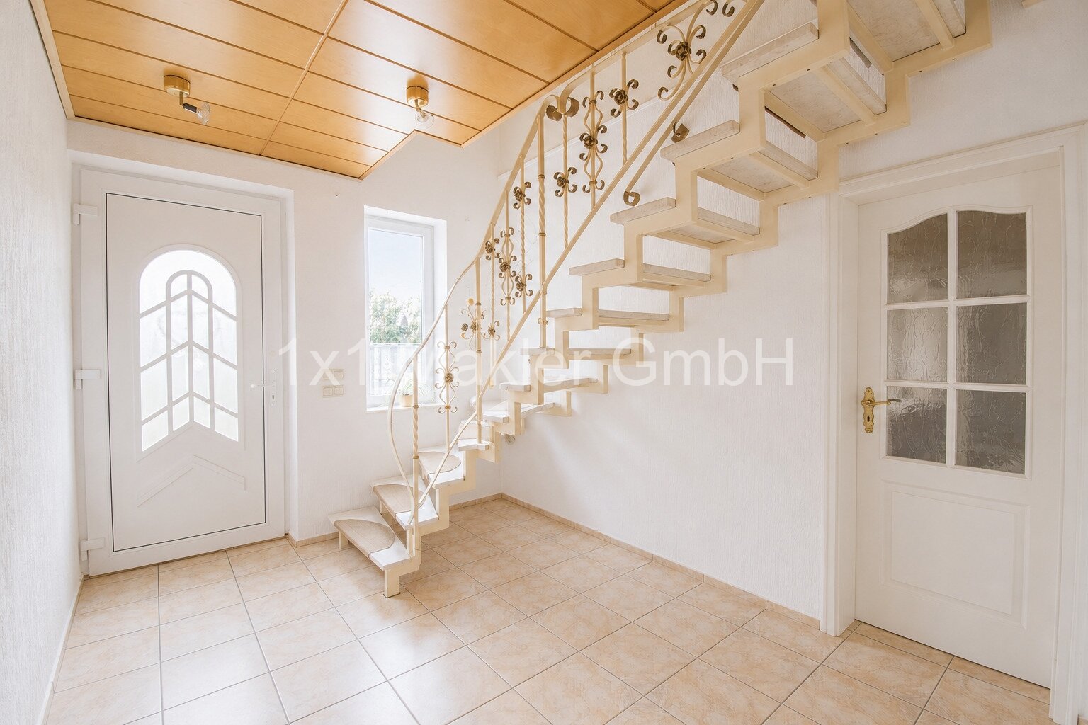 Architektonisches Einfamilienhaus in begehrter Lage mit Seeblick