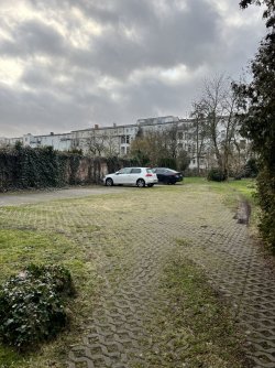 Stellplatz auf dem Hof