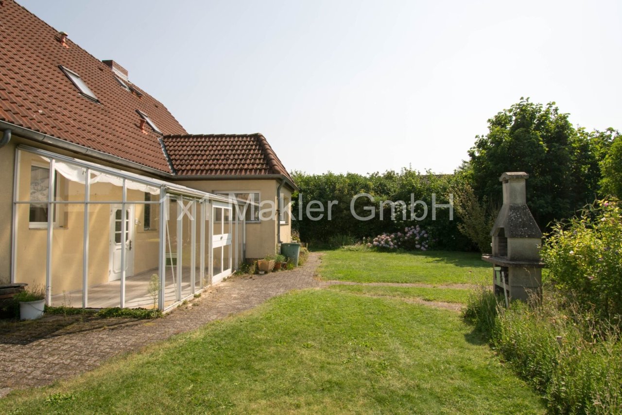 Blick setlich vom Hof Blick setlich vom Hof