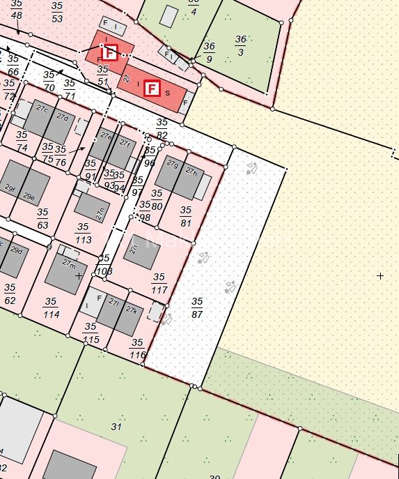 35/87 mit 1558 m² 35/87 mit 1558 m²