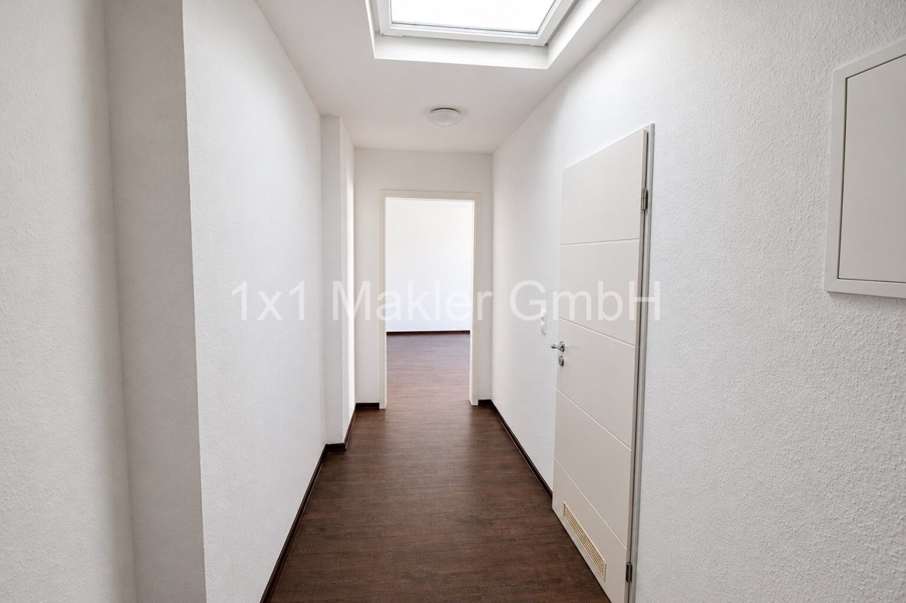 Flur mit Dachfenster Flur mit Dachfenster