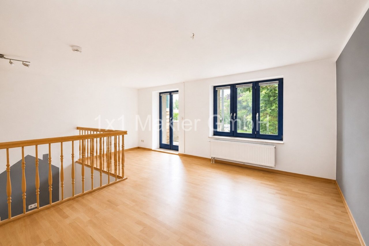 Wohnzimmer mit Balkom