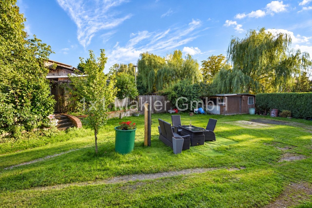 Hof hinter dem Haus Hof hinter dem Haus